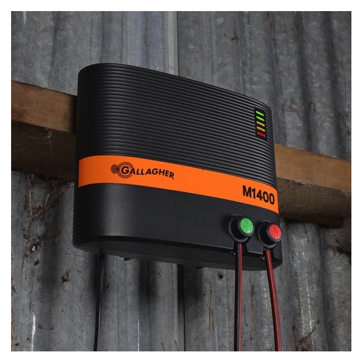 M1400 Electrificateur sur secteur