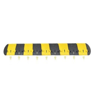 Ralentisseur FASTLED5050 Viso - noir-jaune - 5000x430x50 mm avec LED solaire et fixations tous supports
