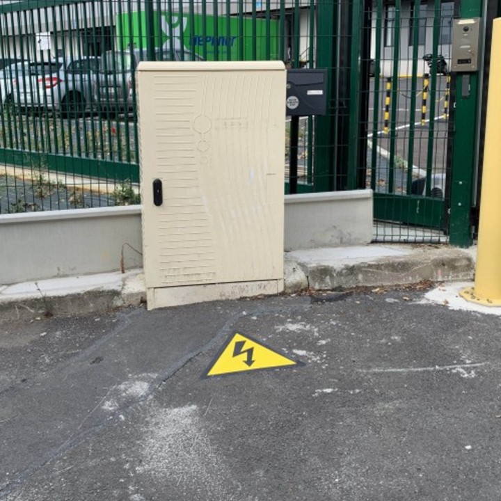 Sticker marquage sol Viso - Antidérapant triangle - "DANGER ELECTRICITE"