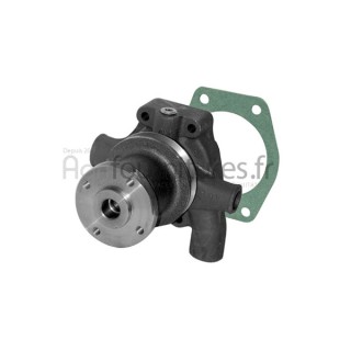 Pompe à eau de refroidissement Bepco 24/130-75 pour tracteur