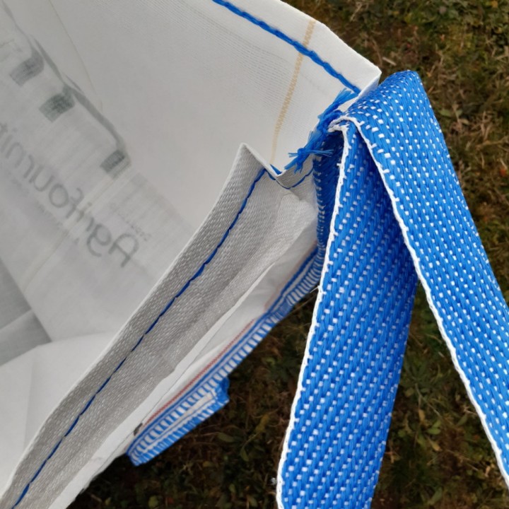 Big Bag vide, ouverture totale - Dim. int.91 x 91 x 106 cm - capacité 1500 kg