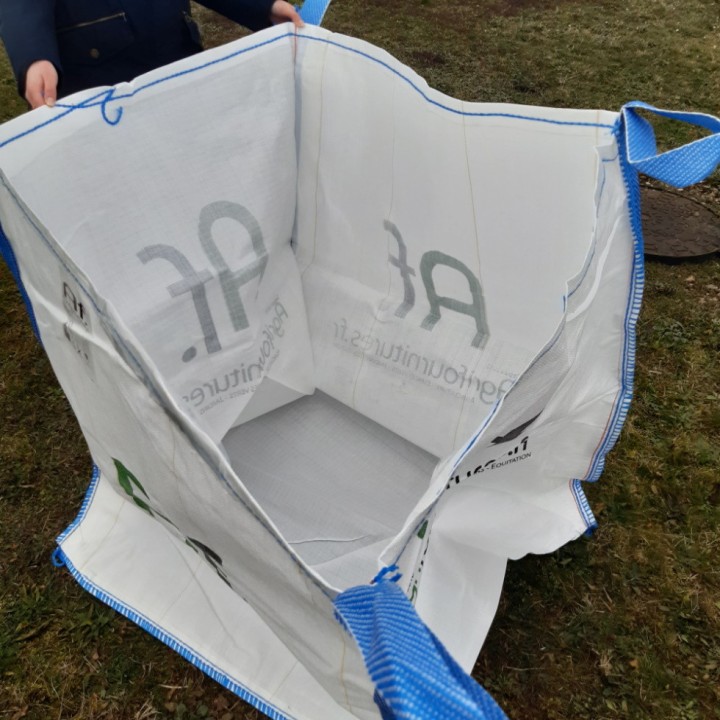 Big Bag vide, ouverture totale - Dim. int.91 x 91 x 106 cm - capacité 1500 kg