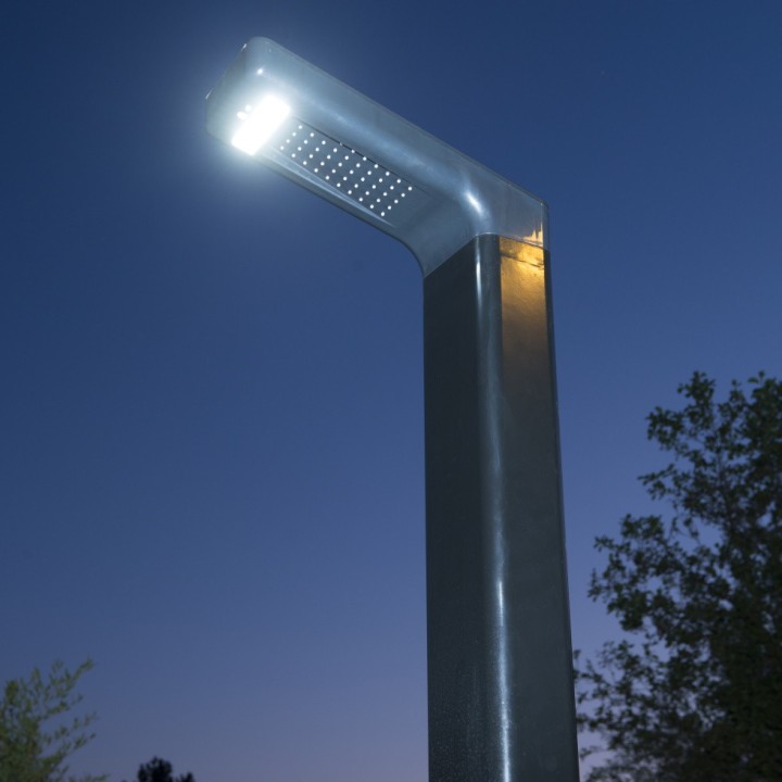 Douche d'extérieure Solaris PREMIUM LED Ubbink - Réservoir 35 l