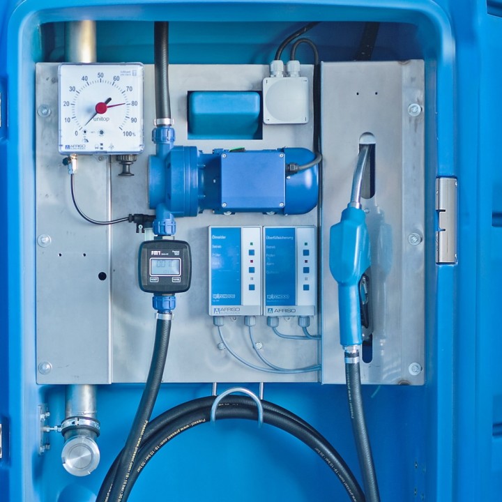 Cuve de stockage AdBlue Ureastation - 2500 L, 230 V - 35 L/min, compteur digital