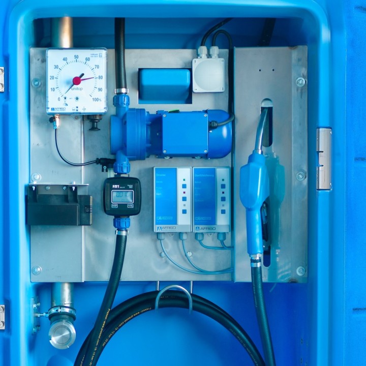 Cuve de stockage AdBlue Ureastation - 5000 L, 230 V - 35 L/min, compteur digital