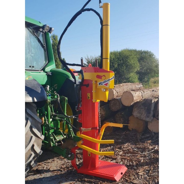 Fendeuse de bûches XYLO-SR 19 CH avec treuil hydraulique Rabaud