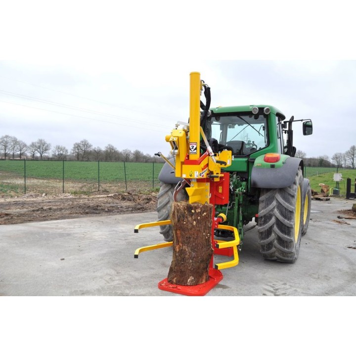 Fendeuse de bûches XYLO-SR 17 PH avec treuil hydraulique Rabaud