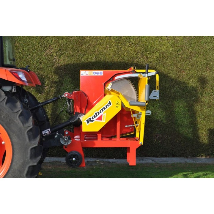 Scie circulaire à chevalet sur tracteur XYLOSCIE 700 T SR Rabaud