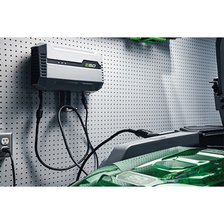 Tondeuse électrique sans fil autoportée ZERO TURN EGO ZT4201E - Largeur de coupe 107 cm + batterie 56V + chargeur 1600 W