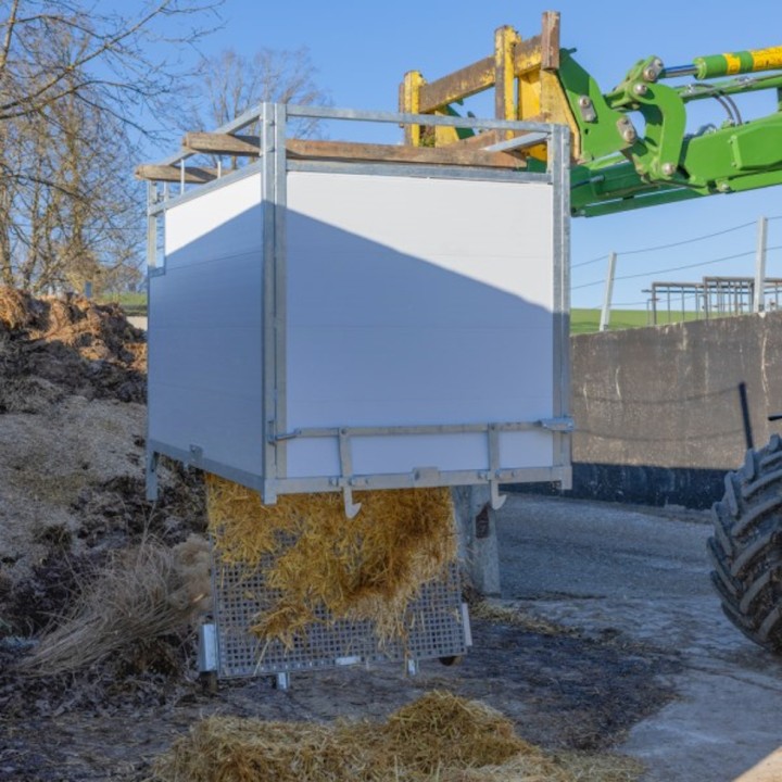 Case à veau grand modèle Premium Kerbl, avec plancher pivotant