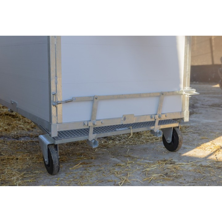 Case à veau grand modèle Premium Kerbl, avec plancher pivotant