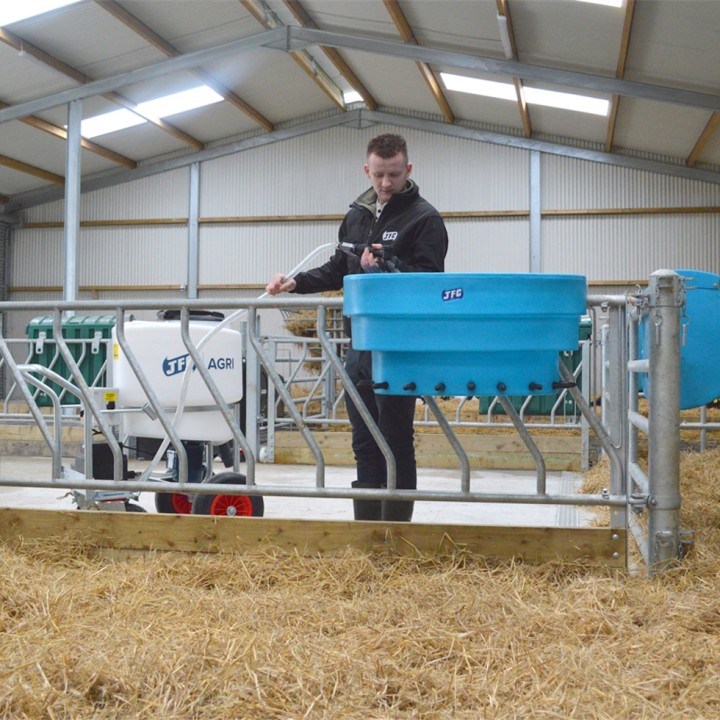 Chariot à Lait JFC Agri, 170 L avec mélangeur motorisé, pompe de distribution