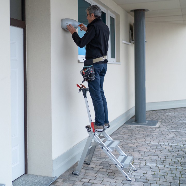 Marche-pieds pliant professionnel aluminium 3 marches, hauteur travail max. 2,66 m