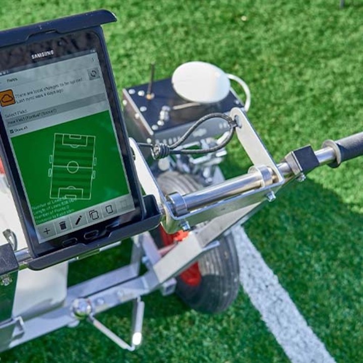 Appareil traçage semi autonome SWOZI Pico, tablette Samsung pro, abonnement annuel 3 sports (foot, rugby, athlétisme), base RTK