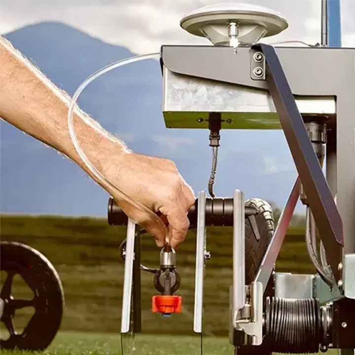 Appareil traçage semi autonome SWOZI Pico, tablette Samsung pro, abonnement annuel 3 sports (foot, rugby, athlétisme), base RTK