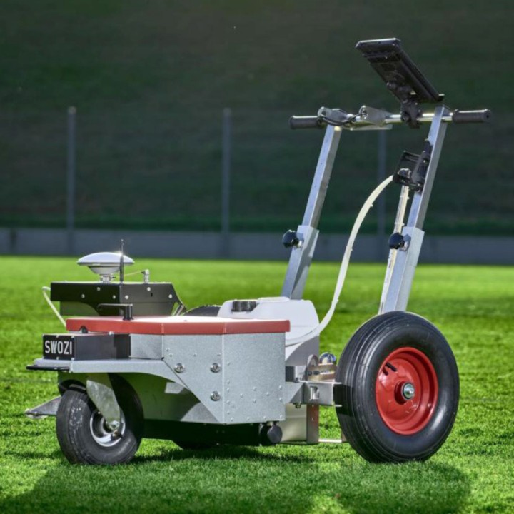 Appareil traçage semi autonome SWOZI Push, tablette Samsung pro, abonnement annuel 3 sports (foot, rugby, athlétisme), base RTK