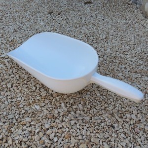 Pelle à grain, sel, aliments Ronde Qualité Alimentaire Capacité 2 Litres