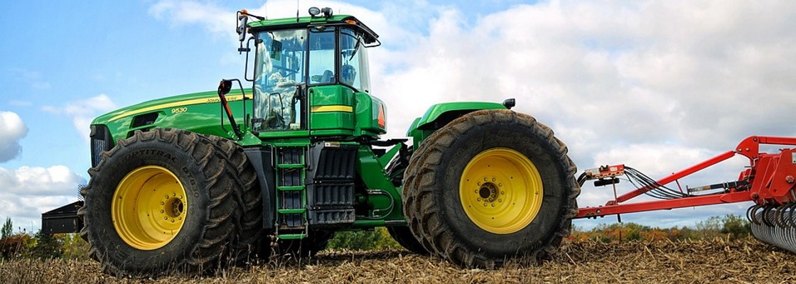Eléments de carrosserie tracteurs